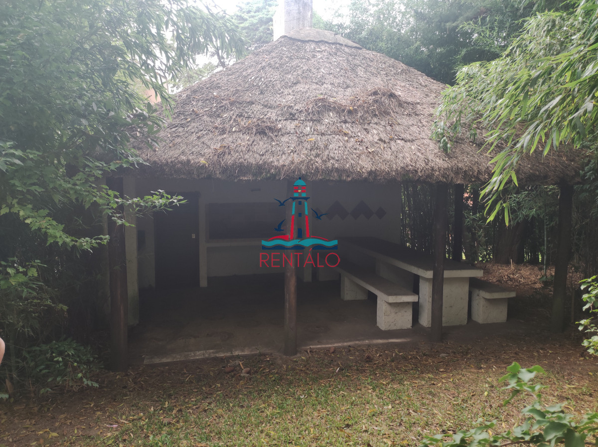 Casa ID.243 - Casa en venta Punta del Este Chalet 4 dormitorios