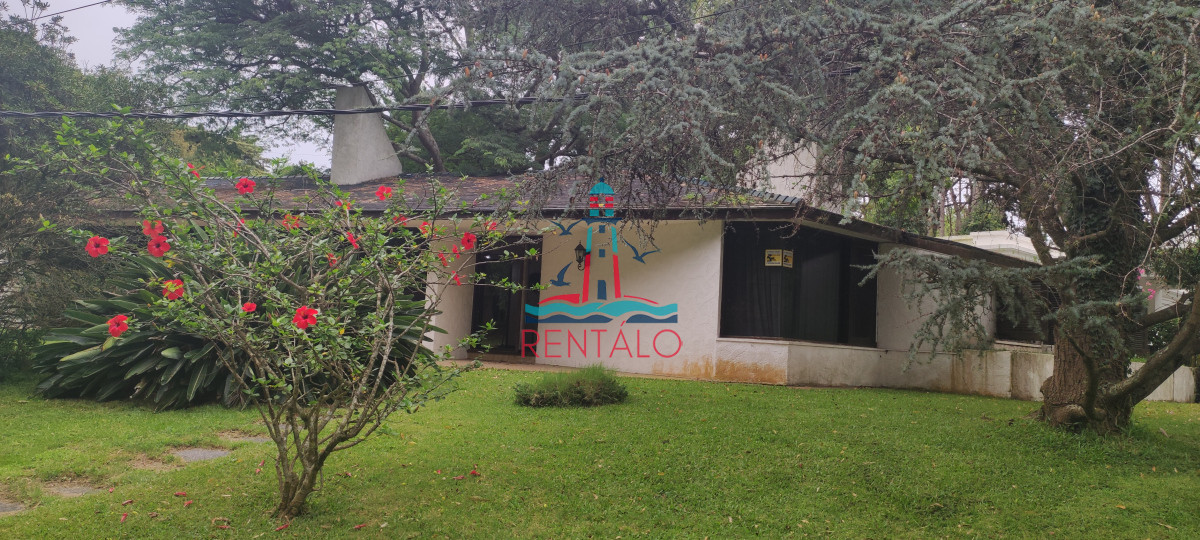 Casa ID.243 - Casa en venta Punta del Este Chalet 4 dormitorios