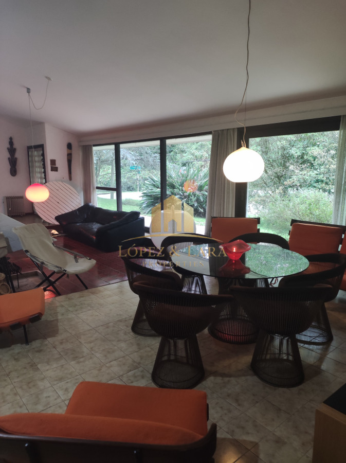 Casa ID.149 - Chalet en venta en Av. del Mar - Barrio Lugano