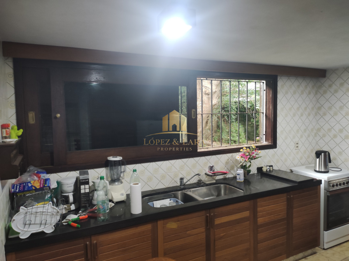 Casa ID.149 - Chalet en venta en Av. del Mar - Barrio Lugano