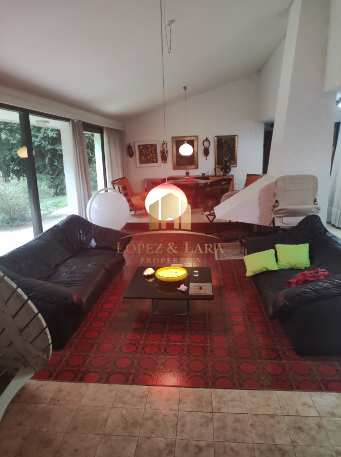 Casa ID.149 - Chalet en venta en Av. del Mar - Barrio Lugano