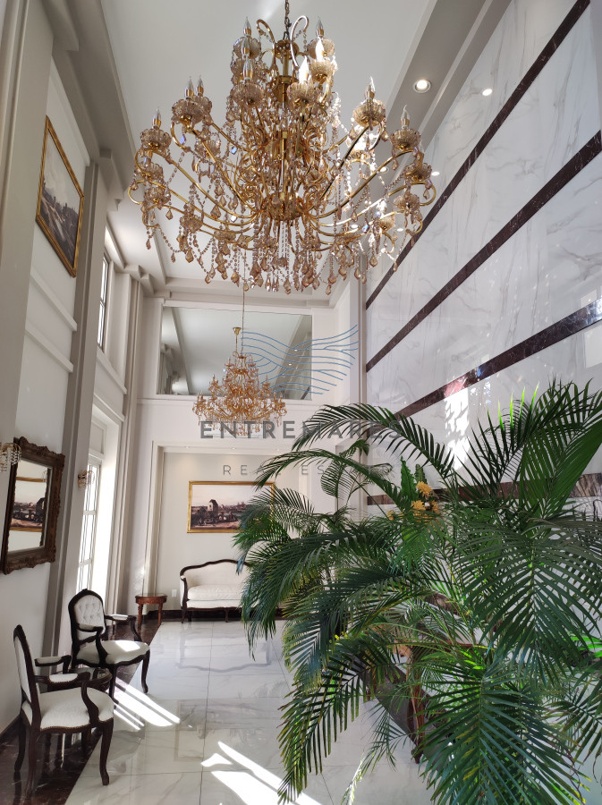 Apartamento ID.20 - Apartamento en venta, Edif Place Lafayette, Punta del Este