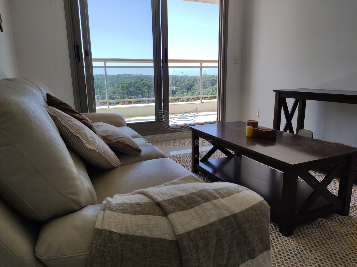 Apartamento ID.20 - Apartamento en venta, Edif Place Lafayette, Punta del Este