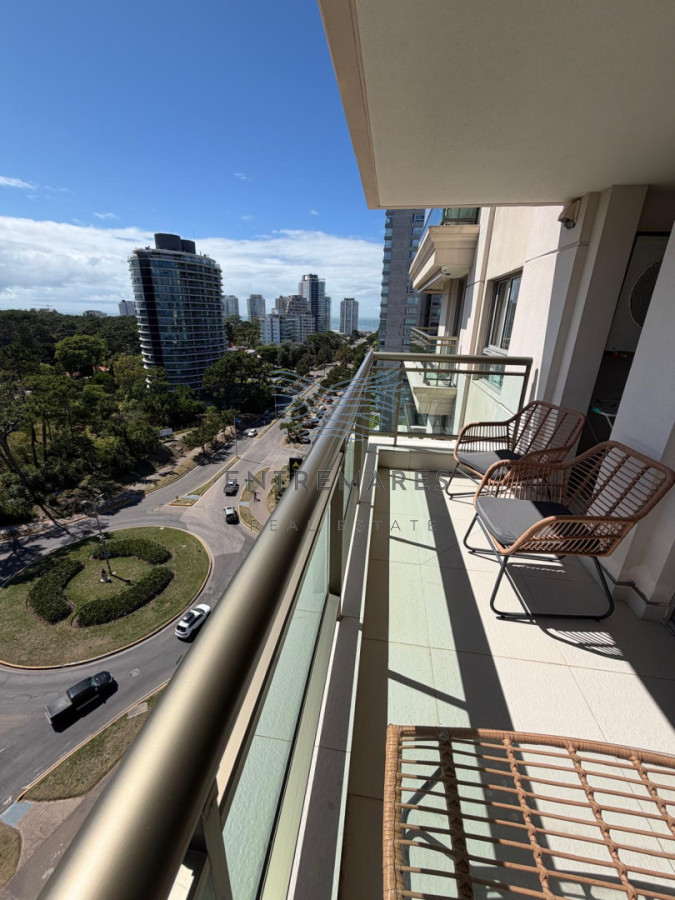 Apartamento ID.20 - Apartamento en venta, Edif Place Lafayette, Punta del Este