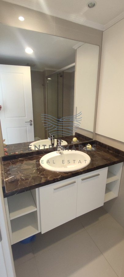 Apartamento ID.20 - Apartamento en venta, Edif Place Lafayette, Punta del Este