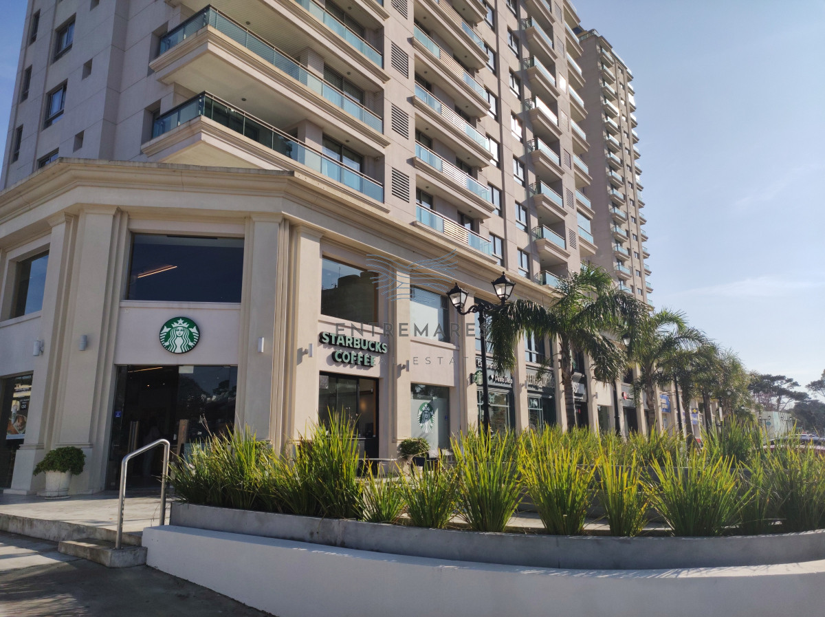 Apartamento ID.20 - Apartamento en venta, Edif Place Lafayette, Punta del Este
