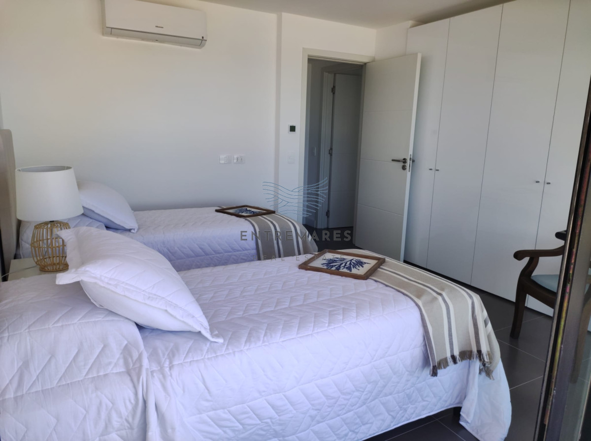 Apartamento ID.19 - Venta de espectacular apartamento frente al mar! Peninsula