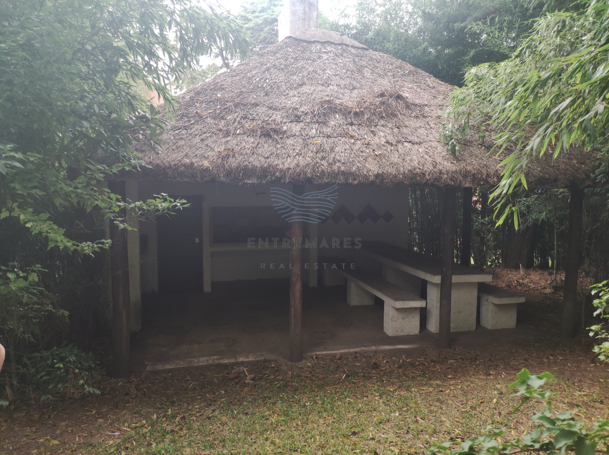 Casa ID.74 - Chalet en venta en Av. del Mar - Barrio Lugano