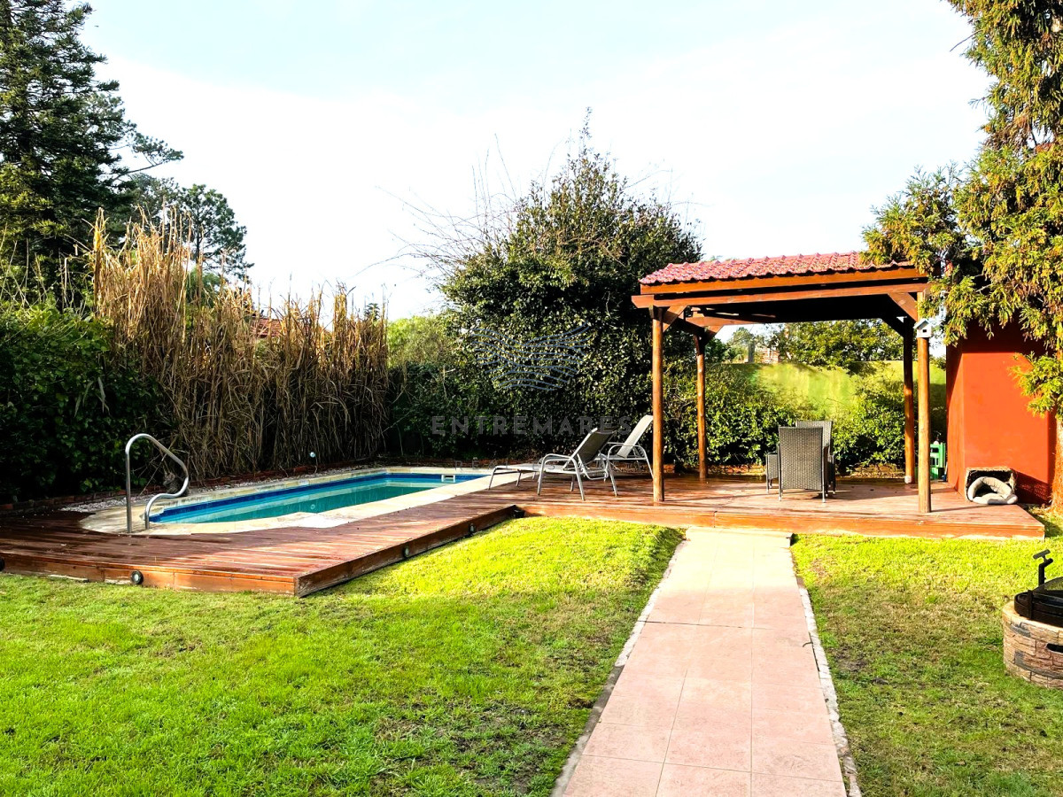 Casa ID.191 - Casa en Punta del Este, Jardines de Córdoba