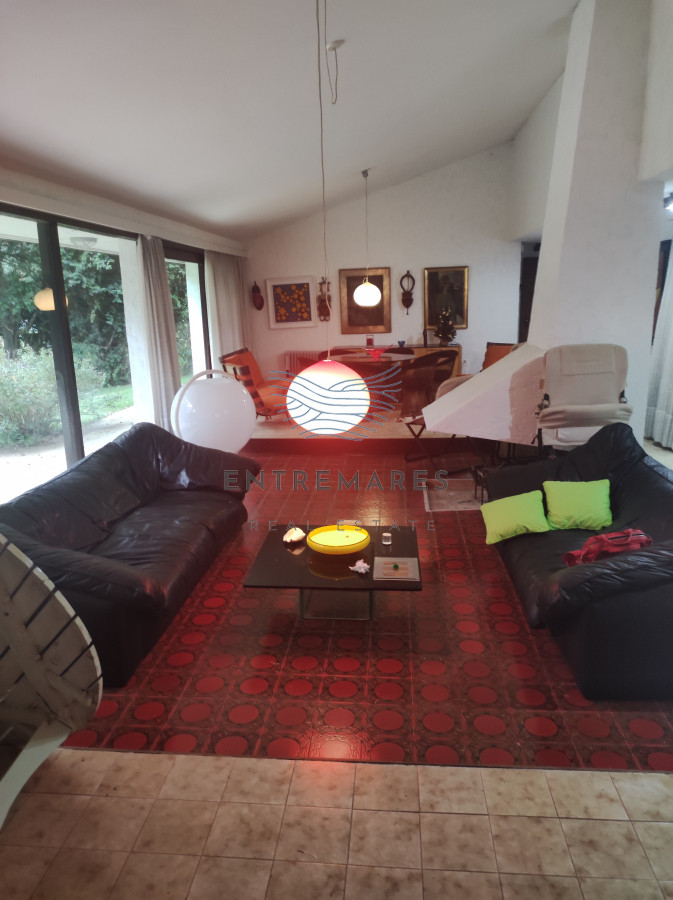 Casa ID.74 - Chalet en venta en Av. del Mar - Barrio Lugano
