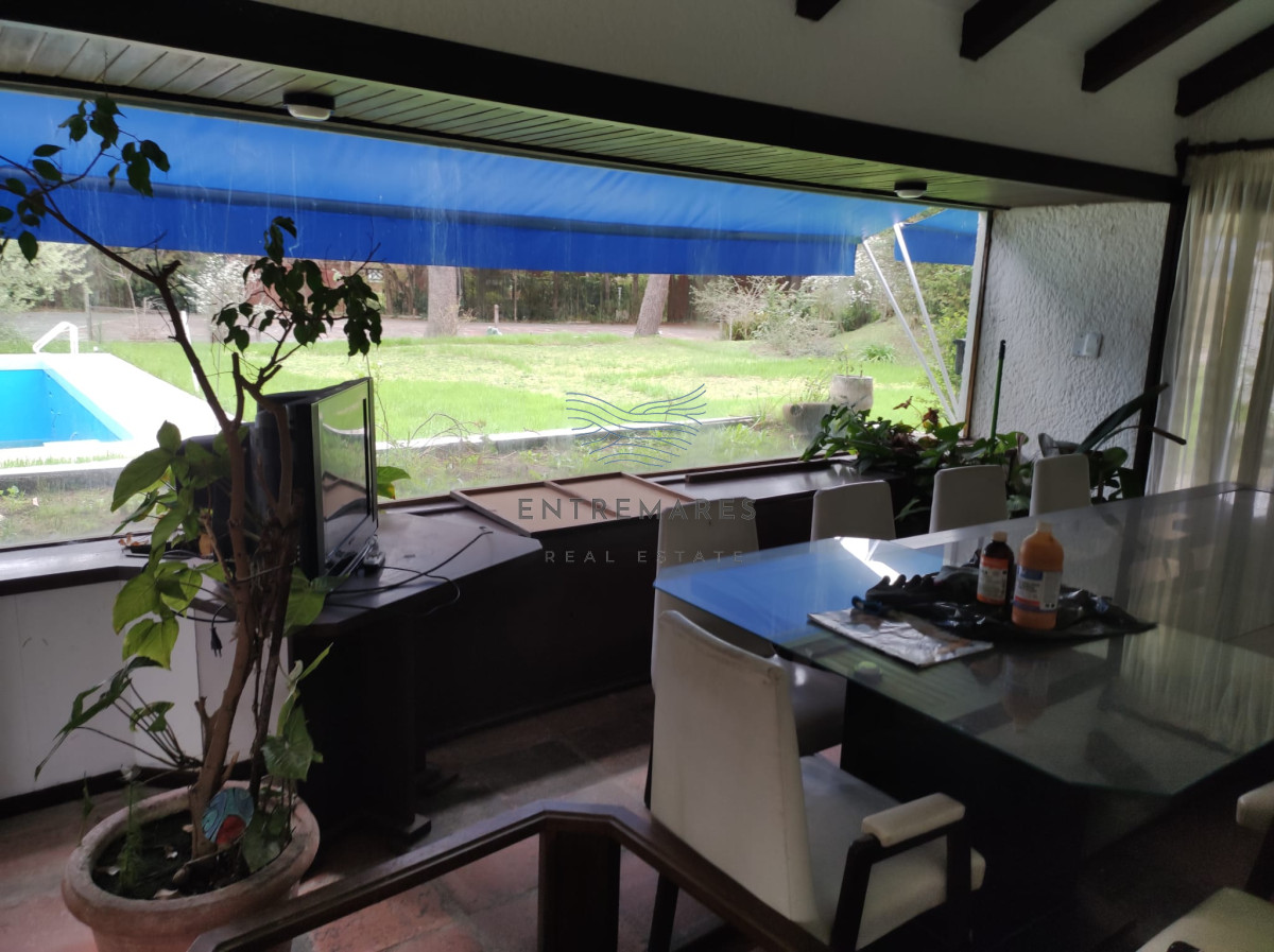 Casa ID.14 - Casa en alquiler anual sobre Av. Cordoba, Punta del Este