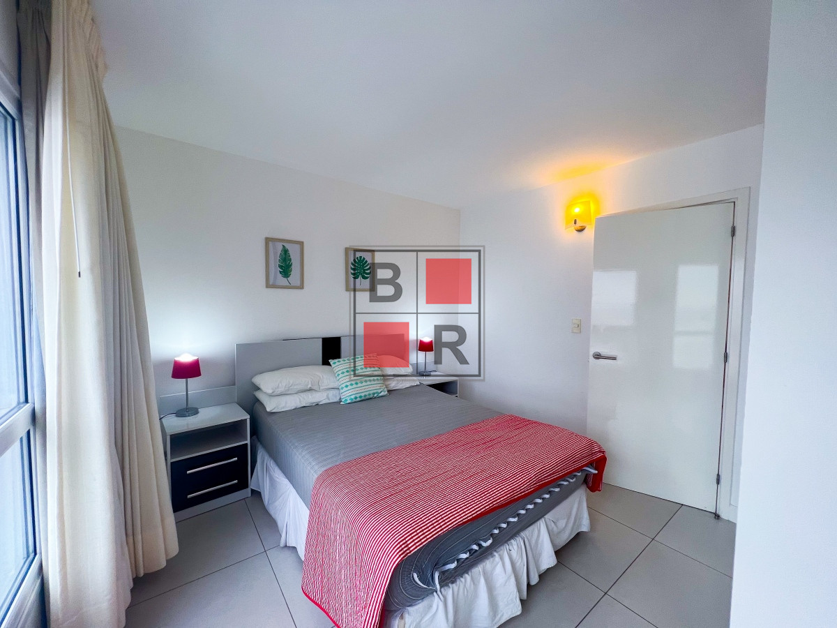 Apartamento ID.1183 - Lux Tower 1 dorm 1 baño en venta - OPORTUNIDAD!