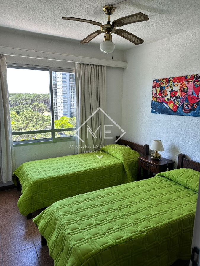 Apartamento ID.808 - venta zona Cantegril de 2 dormitorios
