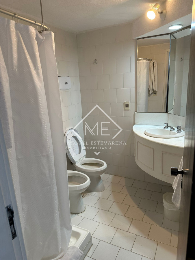 Apartamento ID.808 - venta zona Cantegril de 2 dormitorios