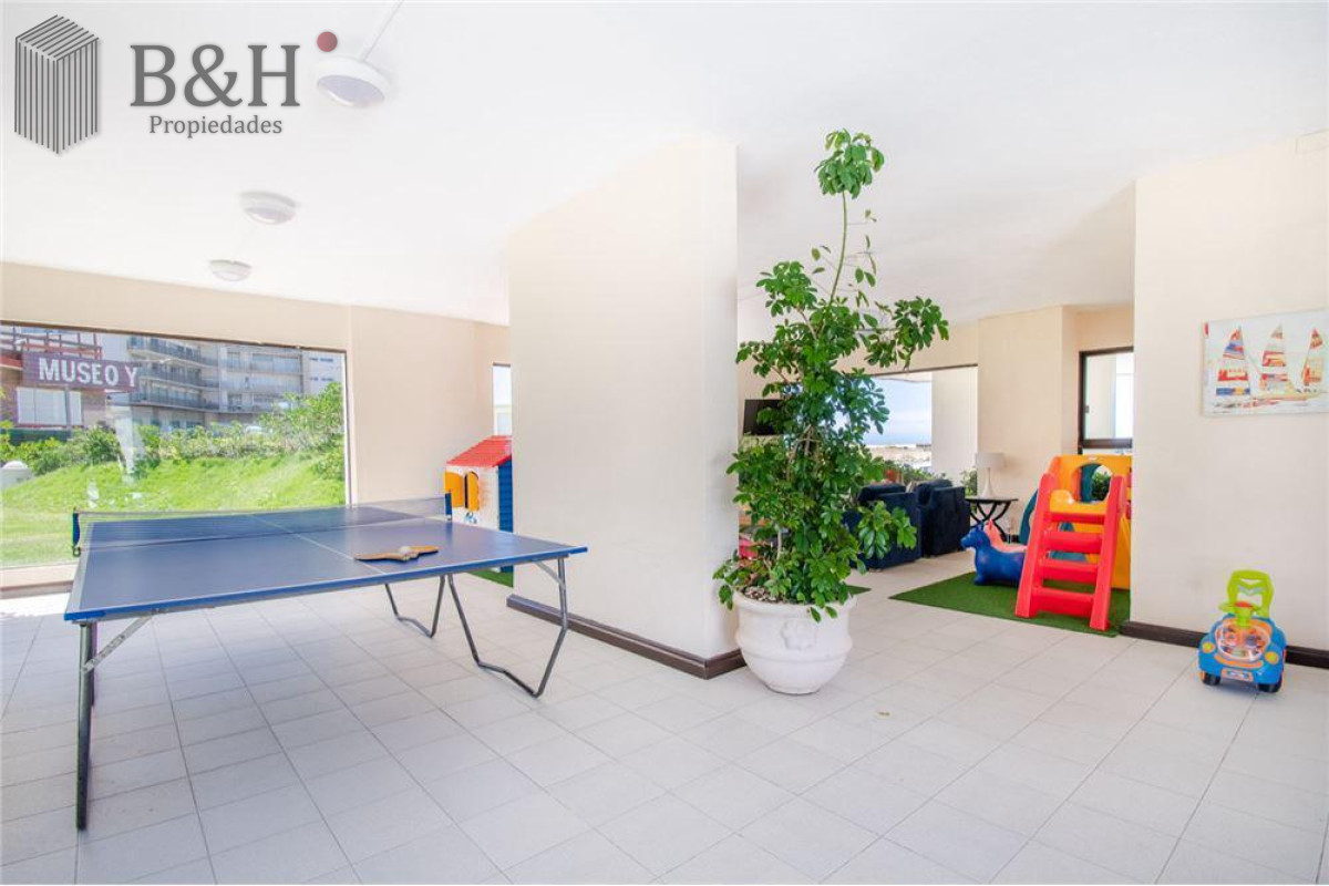 Apartamento ID.4740 - Alquiler y venta frente al mar