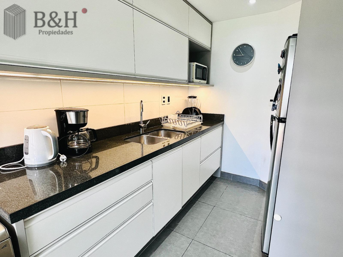 Apartamento ID.4740 - Alquiler y venta frente al mar