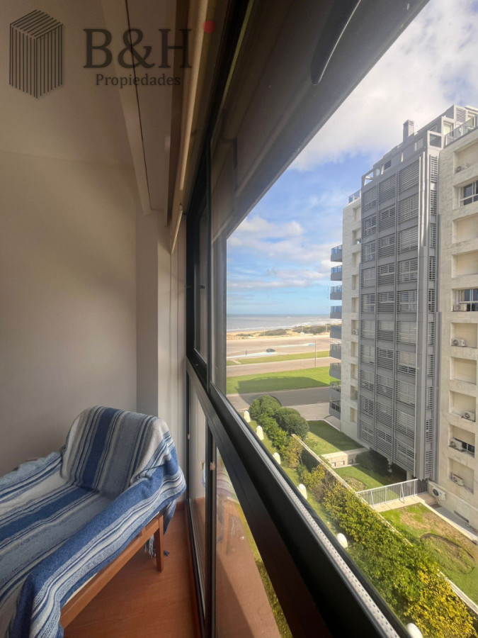 Apartamento ID.4740 - Alquiler y venta frente al mar