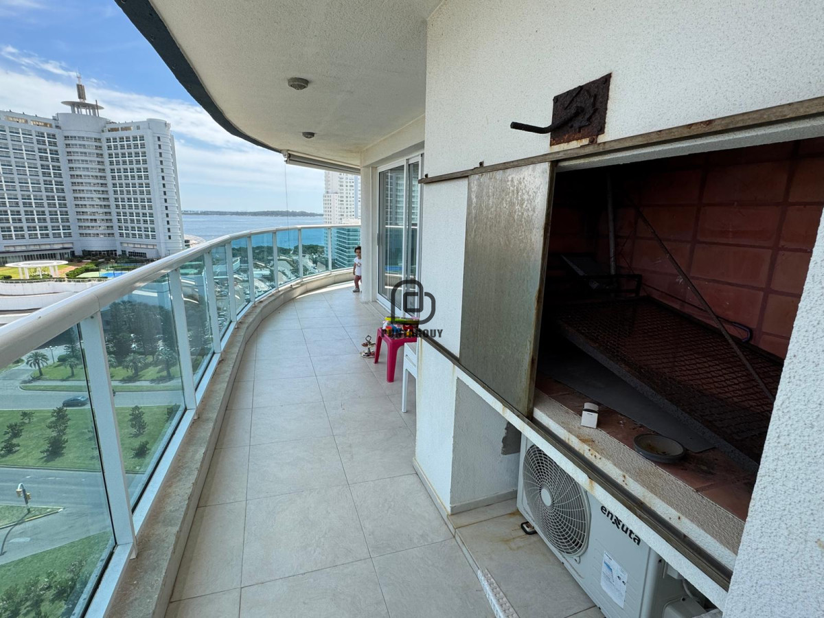 Apartamento ID.1763 - venta de 3 dormitorios en suite y parrillero propio