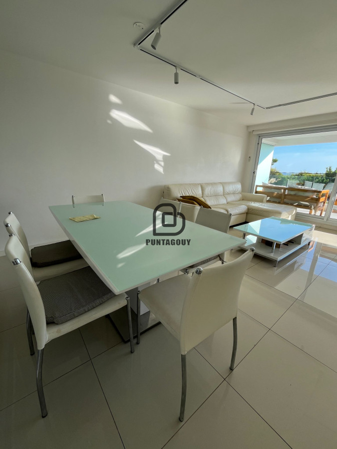 Apartamento ID.1716 - venta 2 dormitorios, primera linea al mar