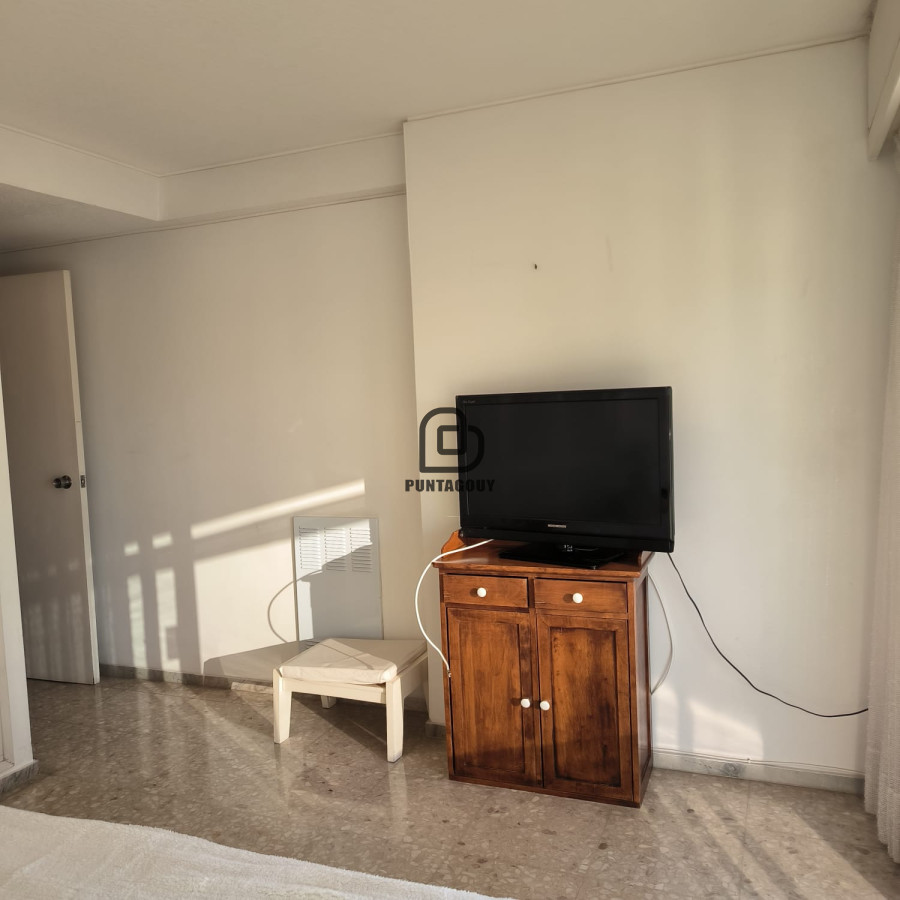 Apartamento ID.1630 - Alquiler de temporada 2 dormitorios, con servicios