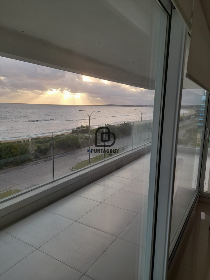 Apartamento ID.1488 - venta 3 dormitorios y  3 baños mas dependencia 