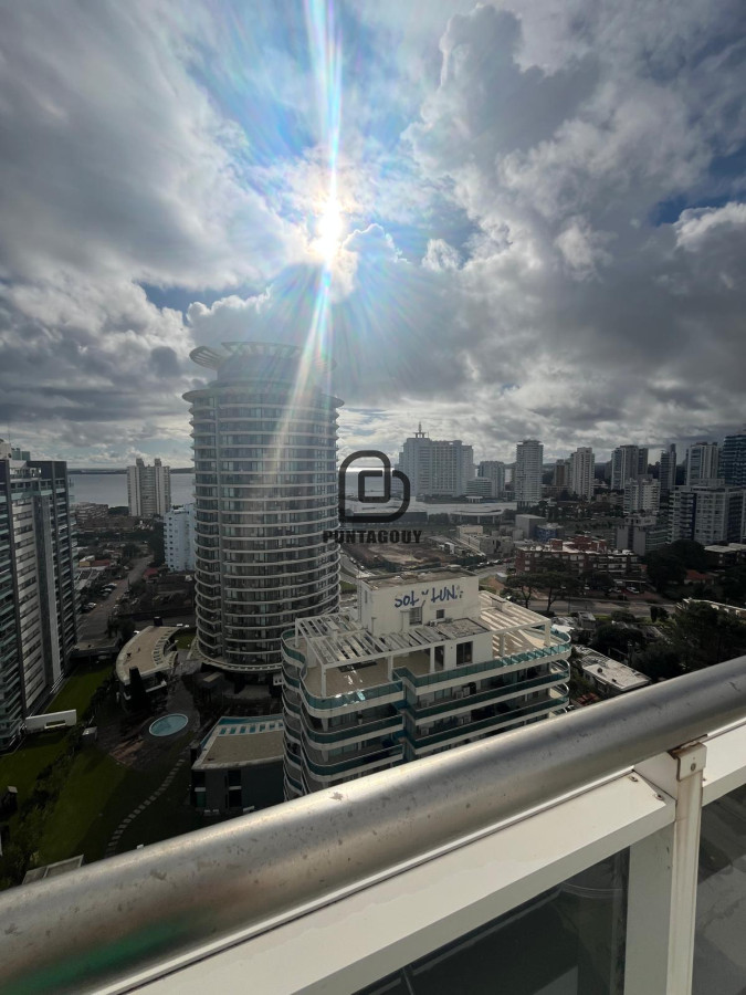 Apartamento ID.1724 - Venta 3 dormitorios con parrillero 