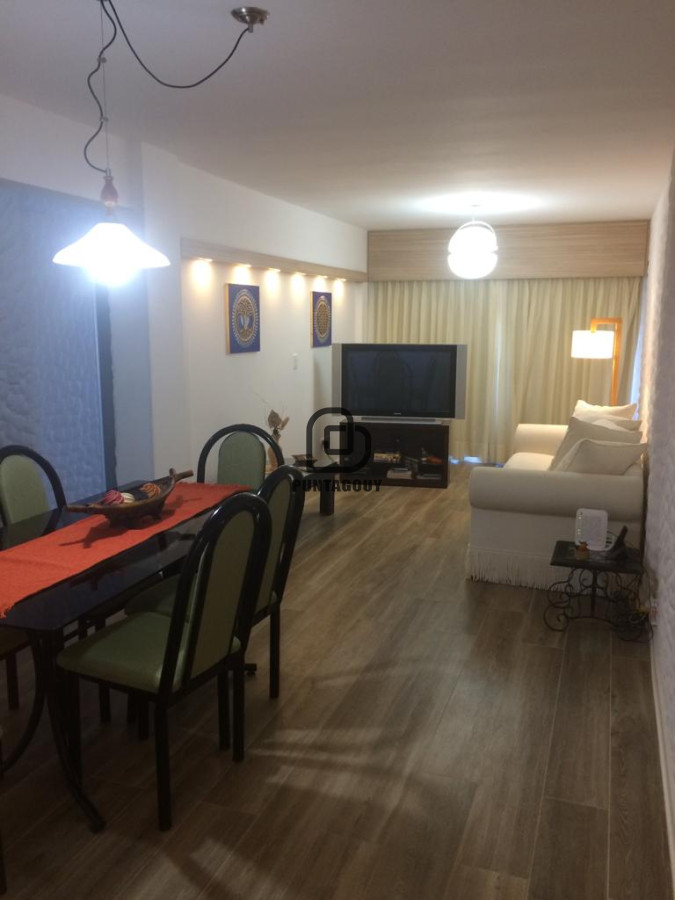 Apartamento ID.1613 - Alquiler de verano, 3 dormitorios , primera linea al mar
