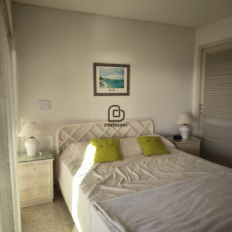 Apartamento ID.1630 - Alquiler de temporada 2 dormitorios, con servicios