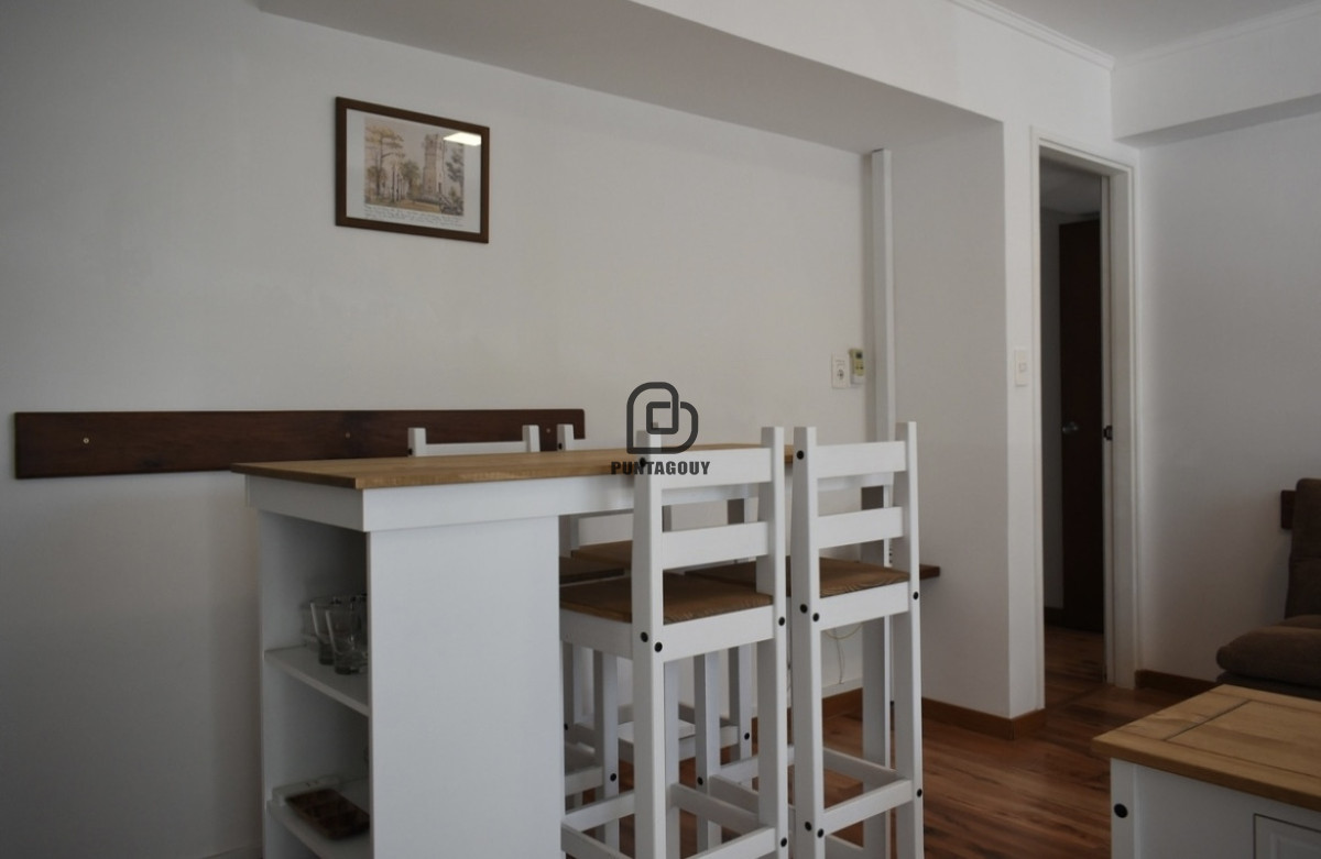 Apartamento ID.621 - alquiler de temporada, edificio a metros del mar