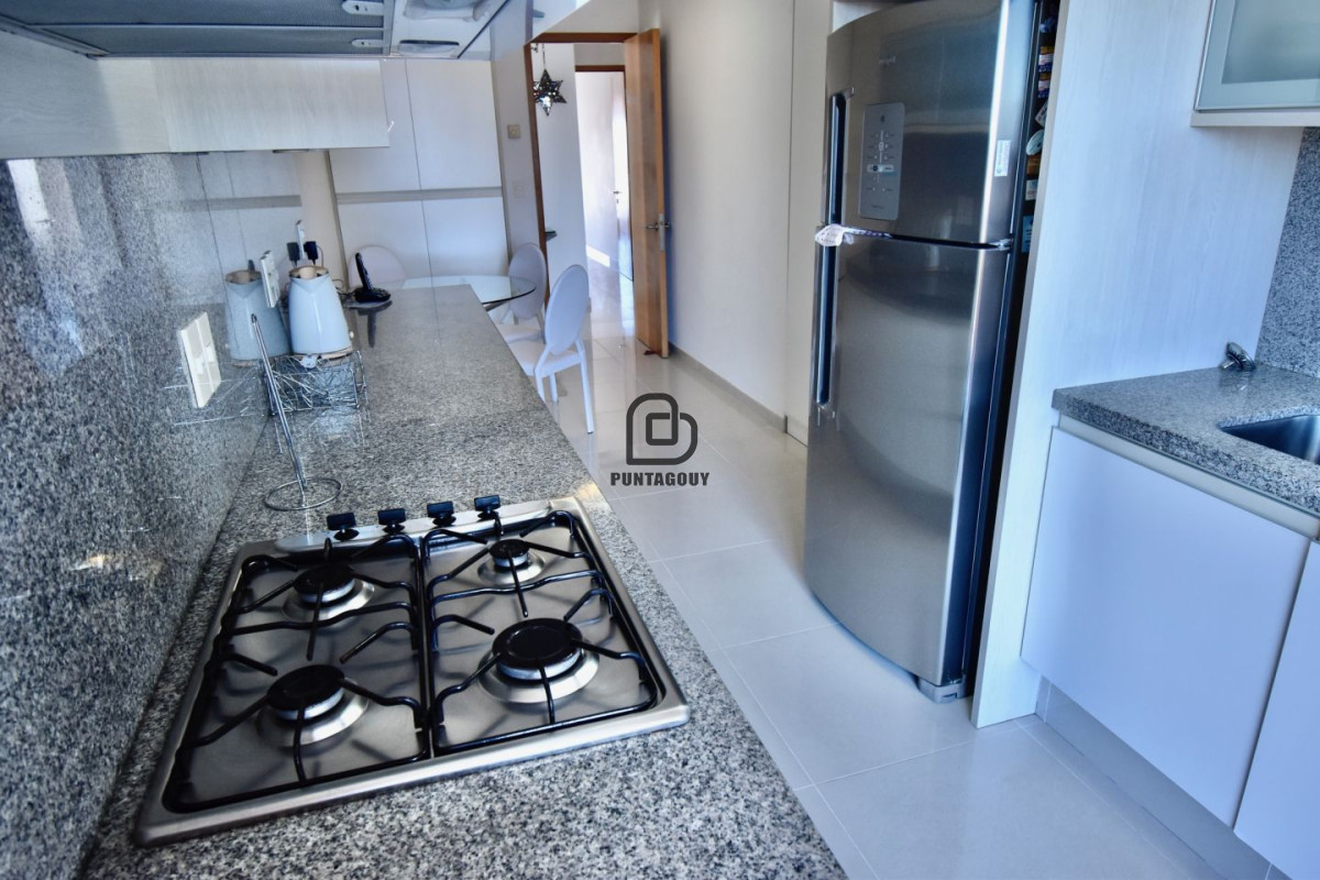 Apartamento ID.1494 - Sunrise de 3 dorm 3 baños en venta