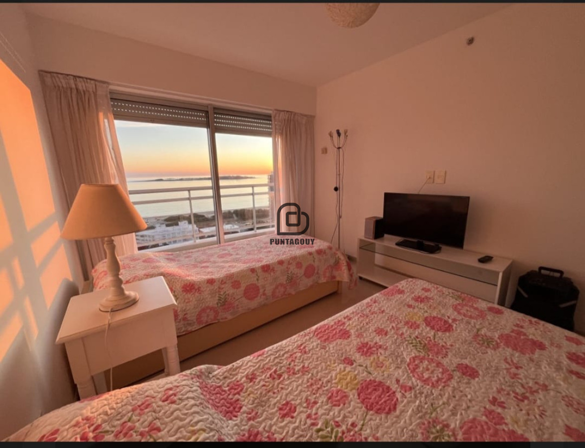 Apartamento ID.1764 - venta de 3 dormitorios en suite con vista al mar