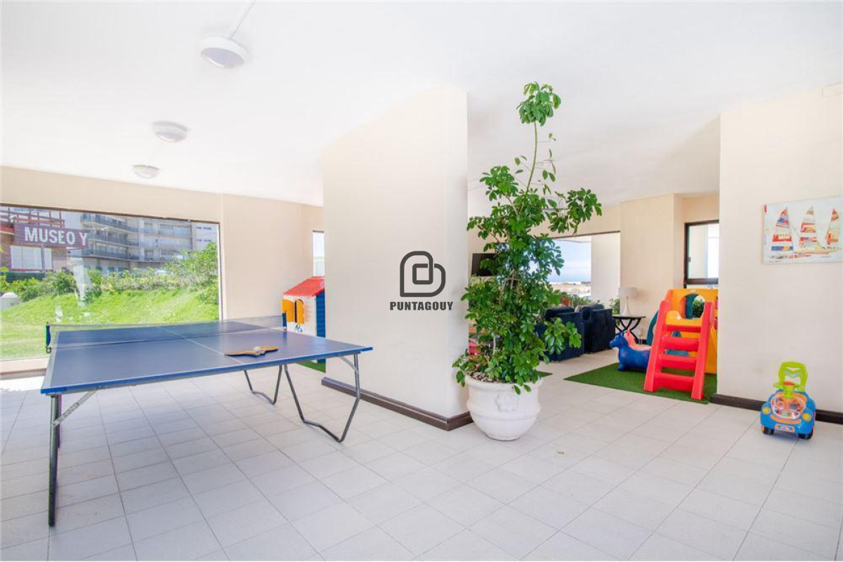 Apartamento ID.1743 - Alquiler y venta frente al mar