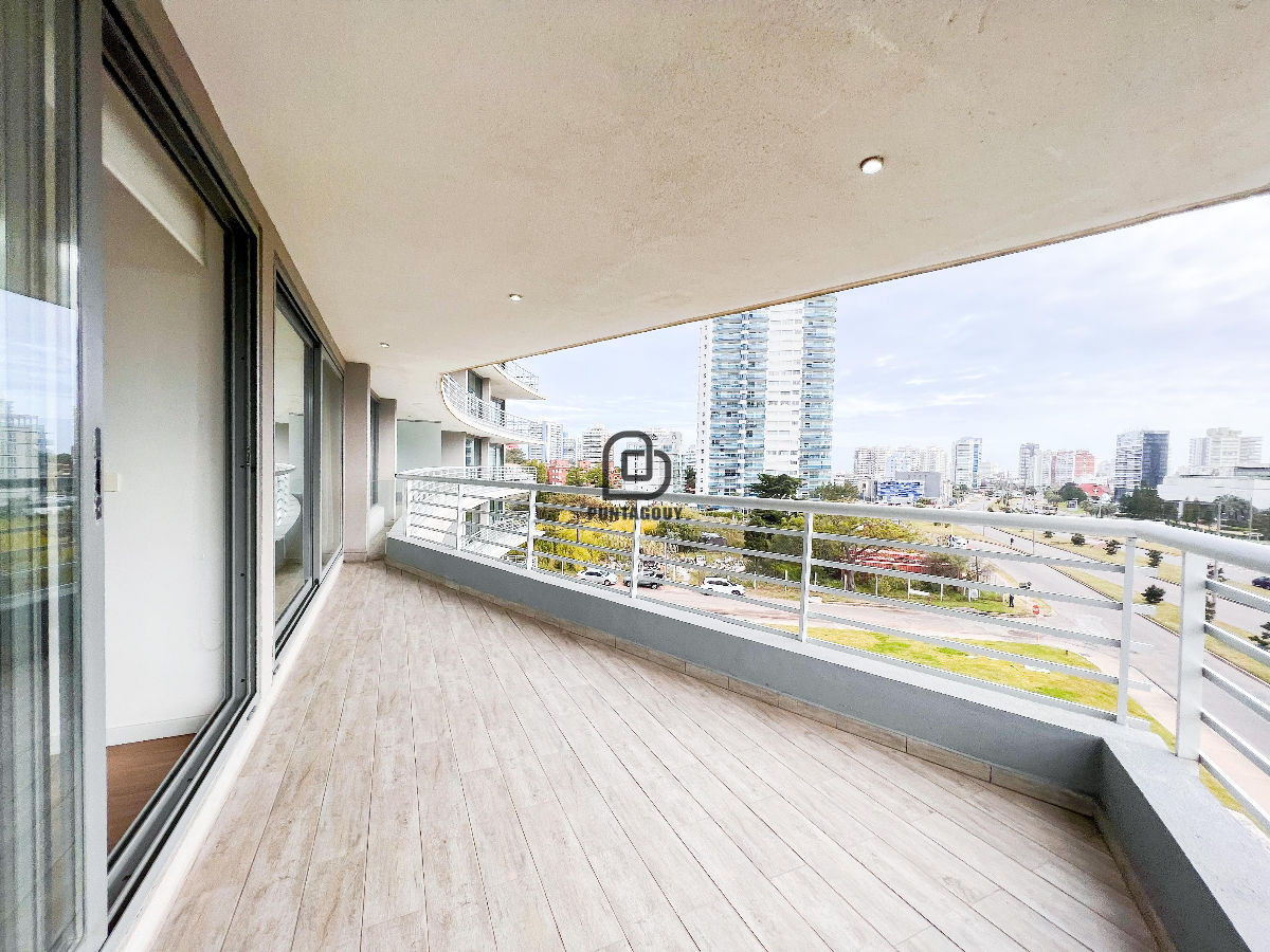 Apartamento ID.1495 - Alexander Boulevard de 2 dorm 2 baños en venta 
