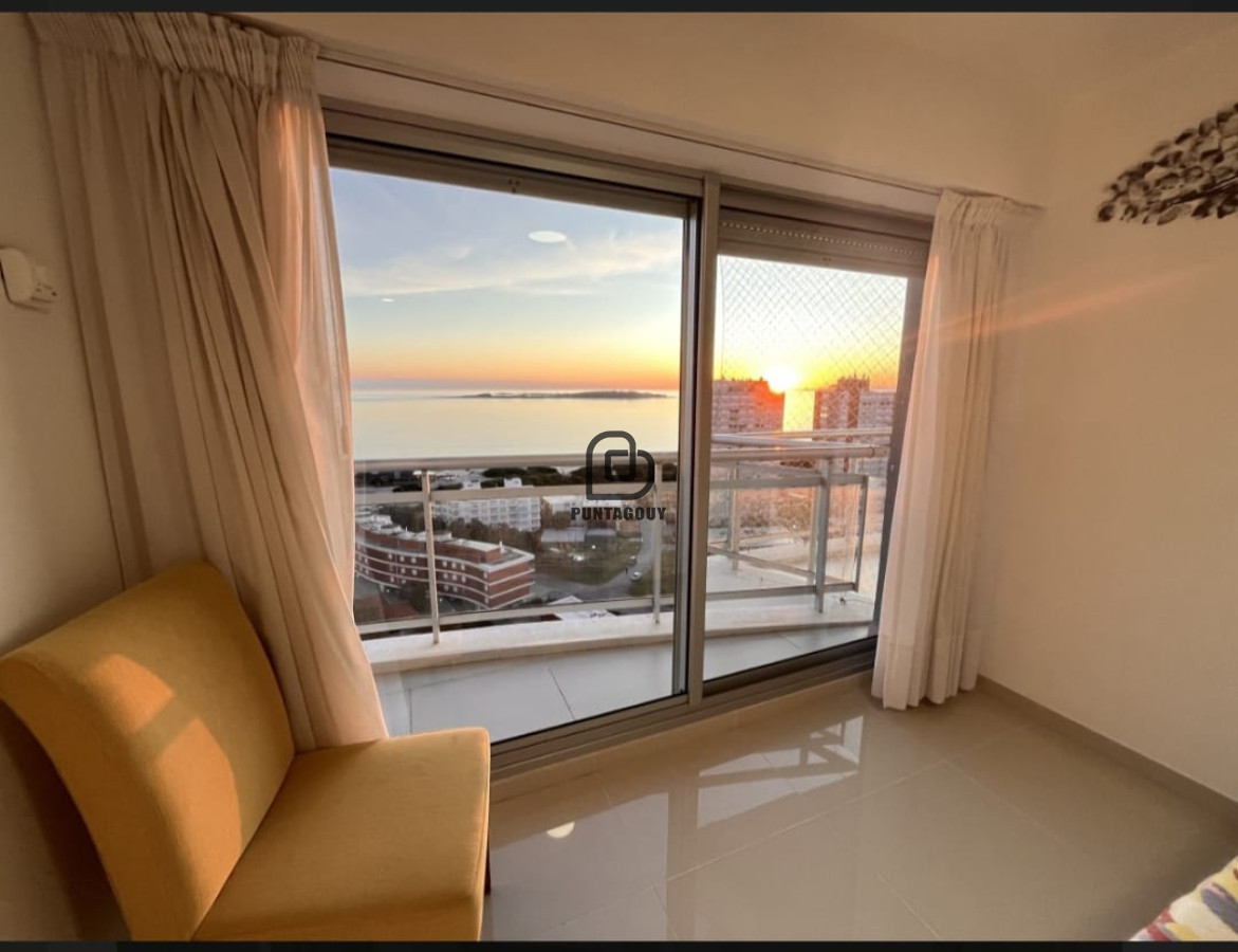 Apartamento ID.1764 - venta de 3 dormitorios en suite con vista al mar
