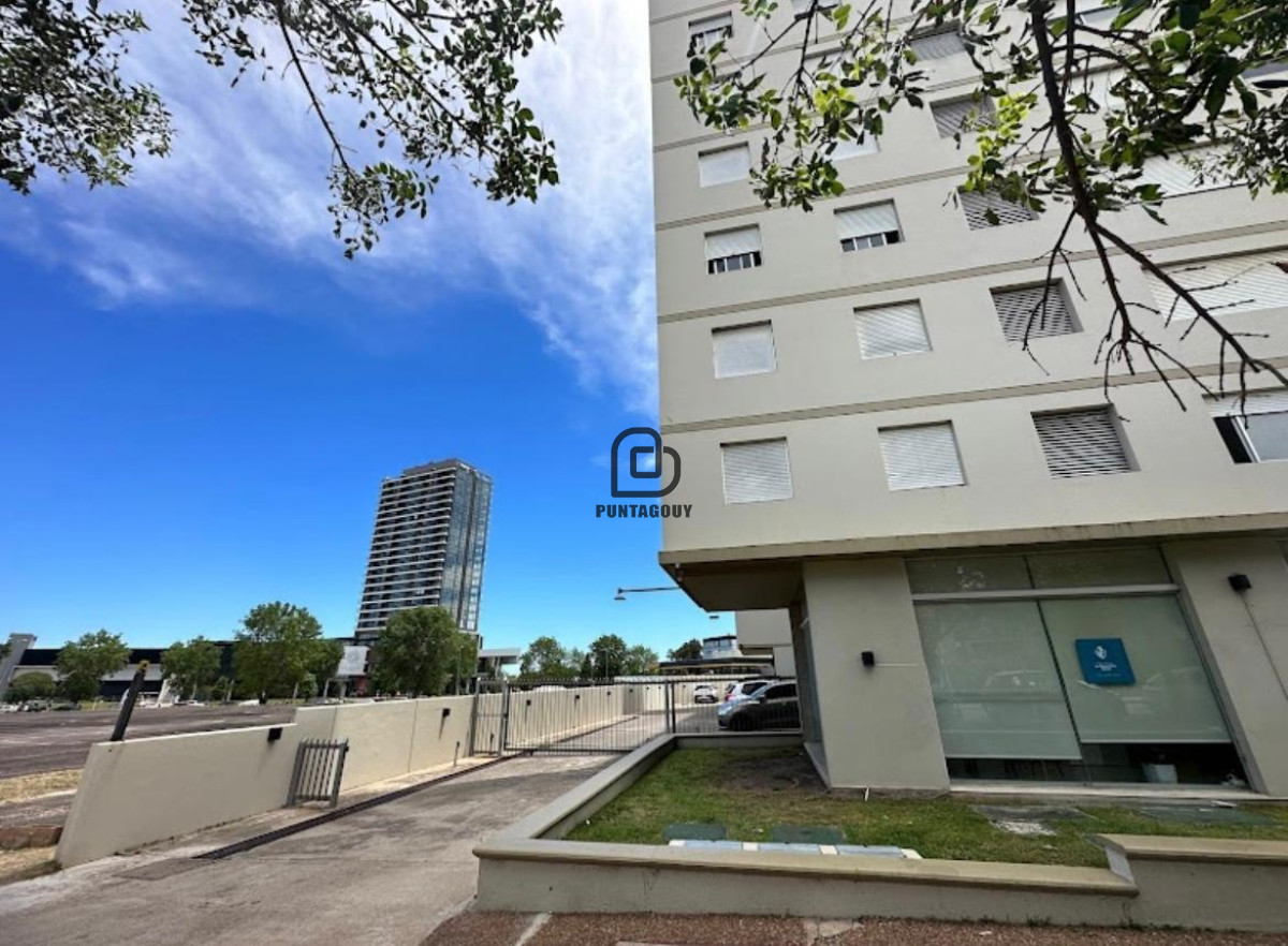 Apartamento ID.1594 - VENTA apartamento, centro de Maldonado.