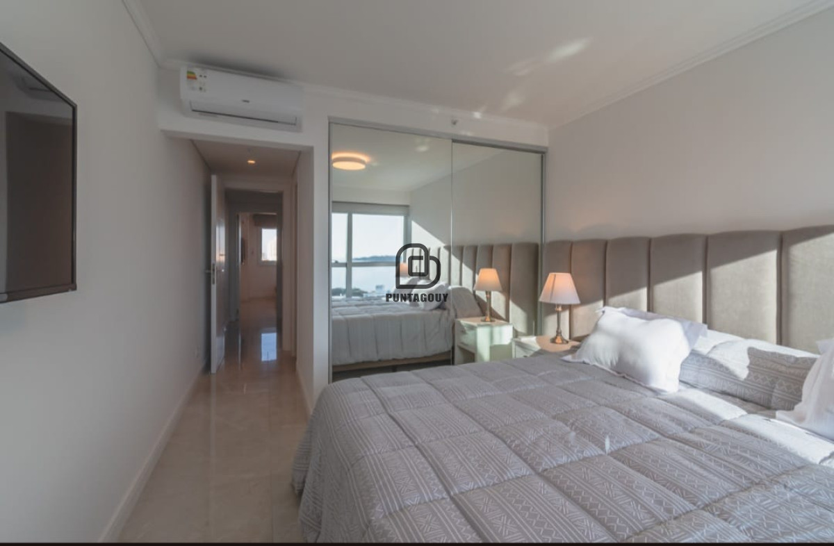 Apartamento ID.1498 - Miami Boulevard II de 2 dorm 2 baños en venta 