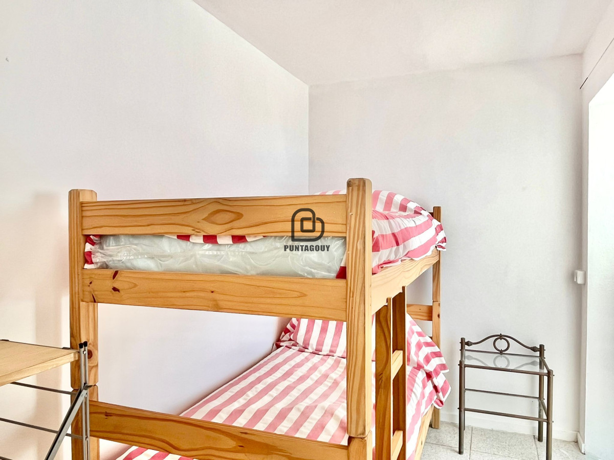 Apartamento ID.1474 - VENTA Penthouse con vista al mar de 2 dormitorios