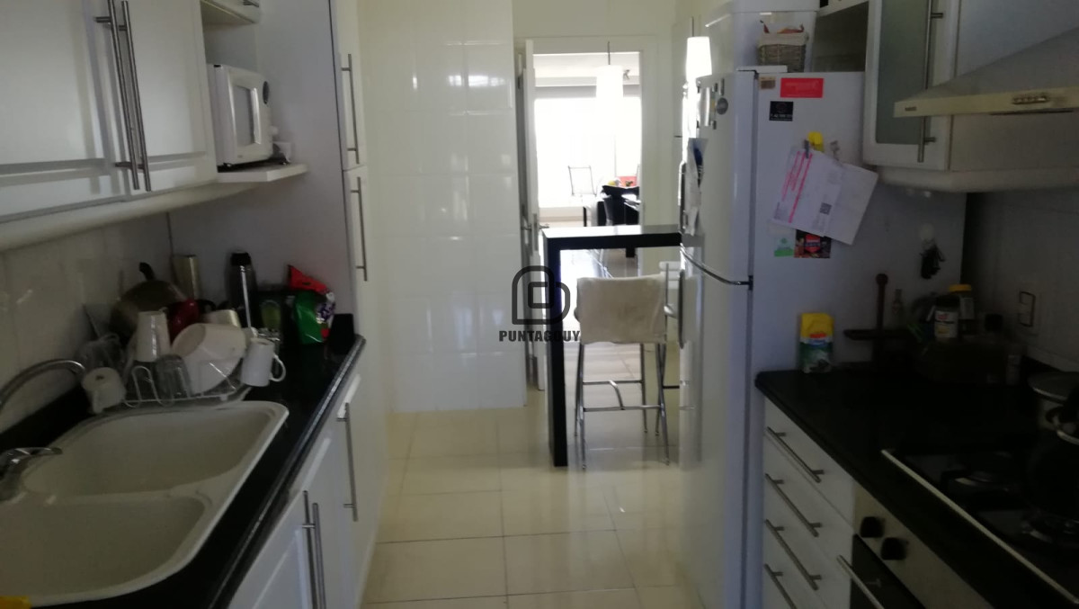 Apartamento ID.1479 -  3 dormitorios 2 baños y parrillero propio en venta
