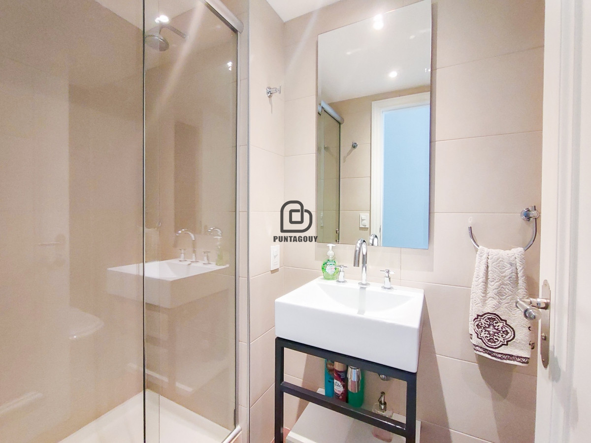 Apartamento ID.1504 - Imperiale 3 dorm 3 baños en venta 