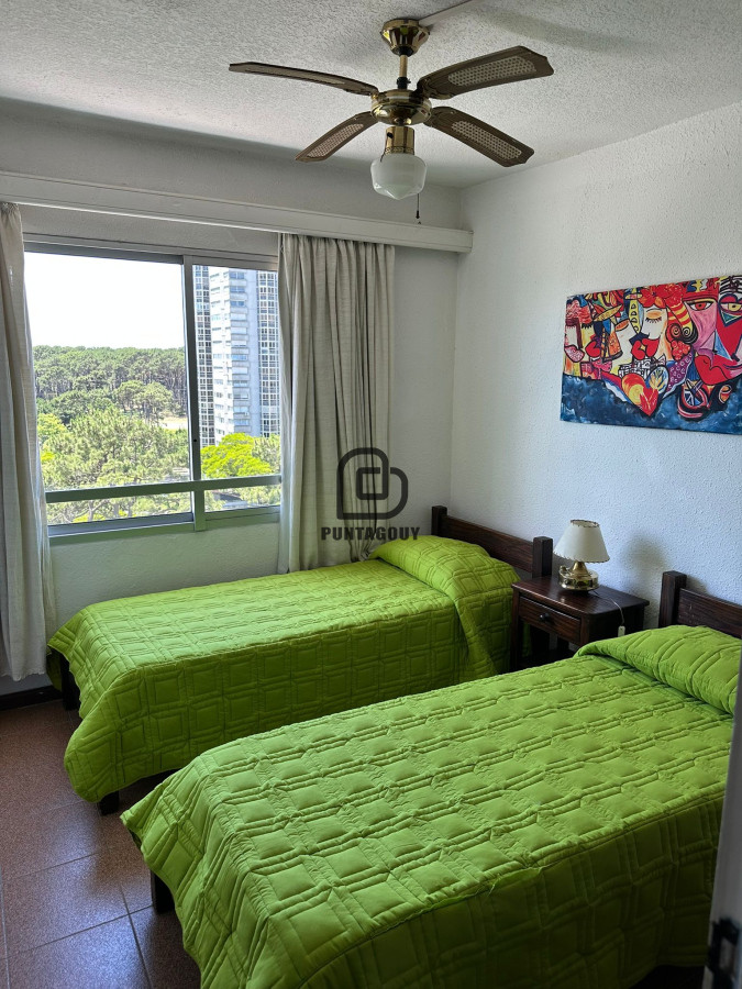 Apartamento ID.1750 - venta zona Cantegril de 2 dormitorios