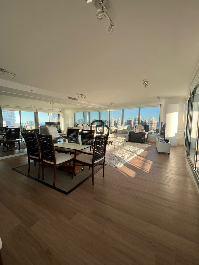 Apartamento ID.1499 - Art Boulevard 3 dorm 3 baños 