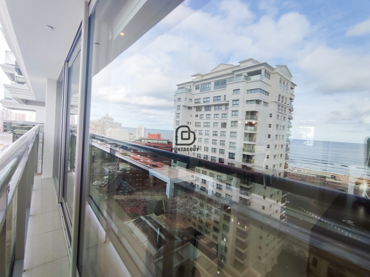 Apartamento ID.1504 - Imperiale 3 dorm 3 baños en venta 