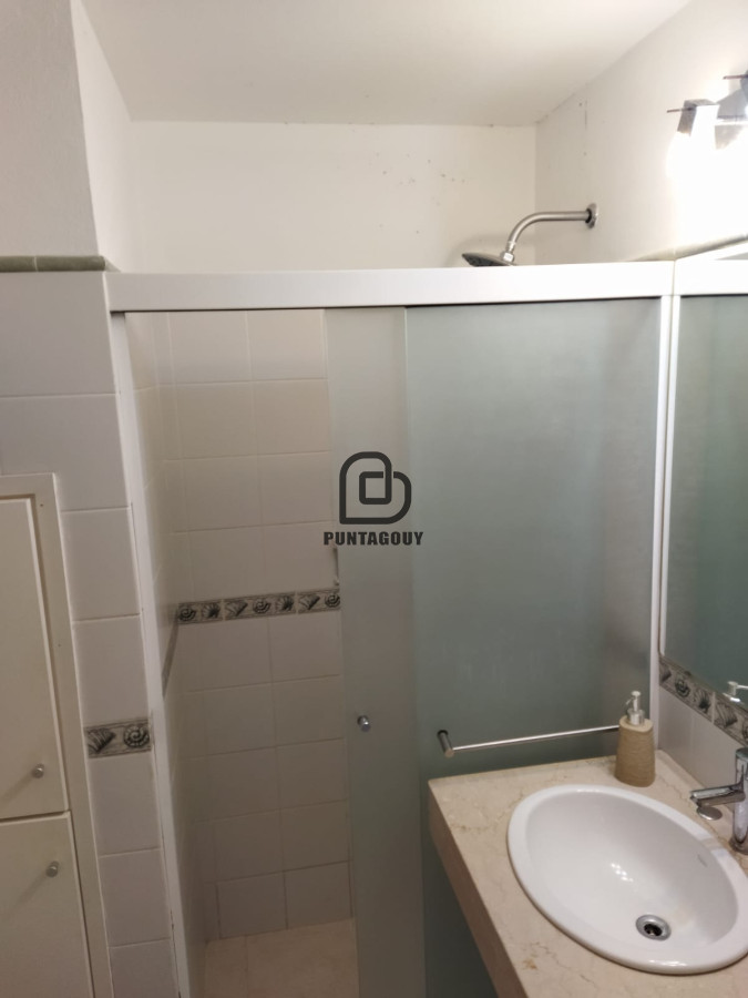 Apartamento ID.268 - VENTA 2 DORMITOIOS Y GARAGE Peninsula Punta del Este