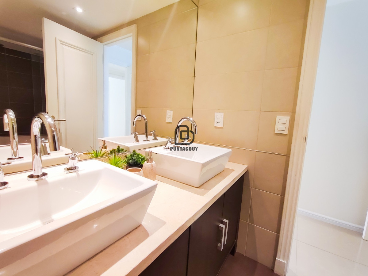 Apartamento ID.1504 - Imperiale 3 dorm 3 baños en venta 