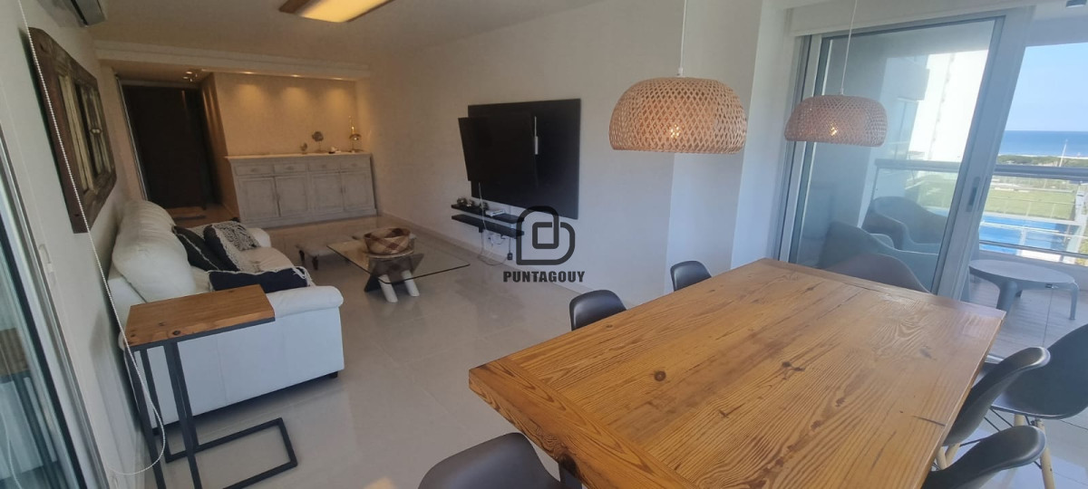 Apartamento ID.1762 - Venta 3 dormitorios y terraza con parrillero propio en Punta del este