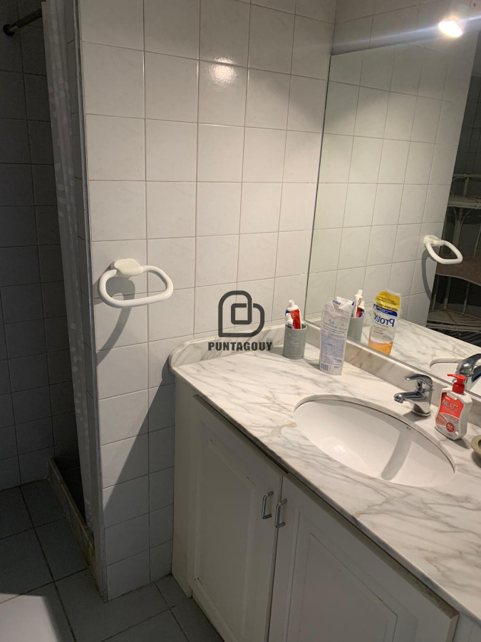Apartamento ID.1473 - Apartamento de 2 dormitorios,  2 baños y cochera doble 