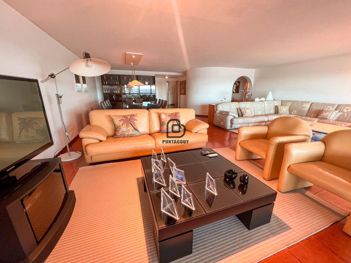 Apartamento ID.1505 - Estrella de Mar 3 dorm 2 baños en venta 