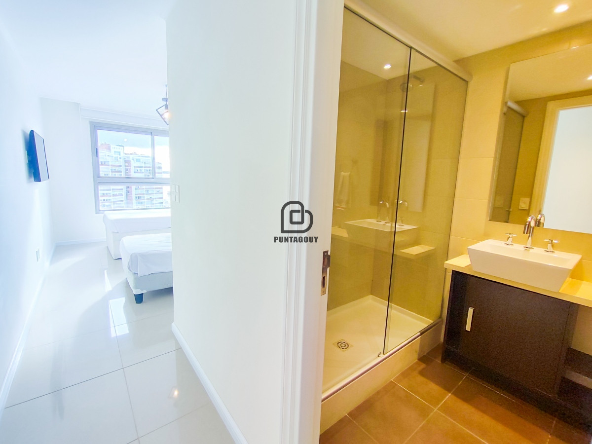 Apartamento ID.1504 - Imperiale 3 dorm 3 baños en venta 