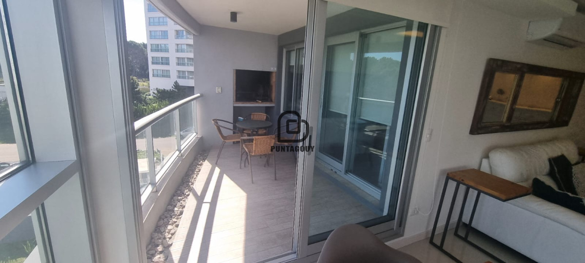 Apartamento ID.1762 - Venta 3 dormitorios y terraza con parrillero propio en Punta del este