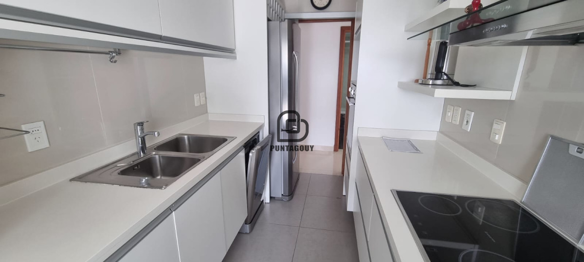 Apartamento ID.1475 - Miami Boulevard de 2 dorm 2 baños en venta 